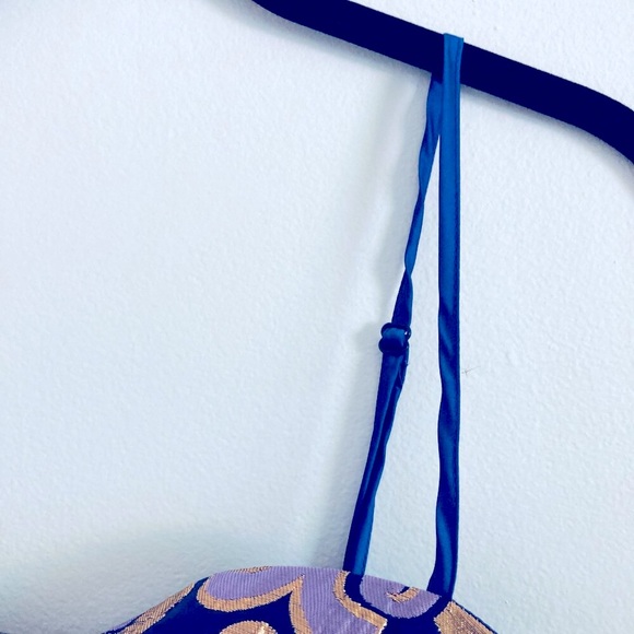 Cropped Bustier Top - Picture 5 of 6